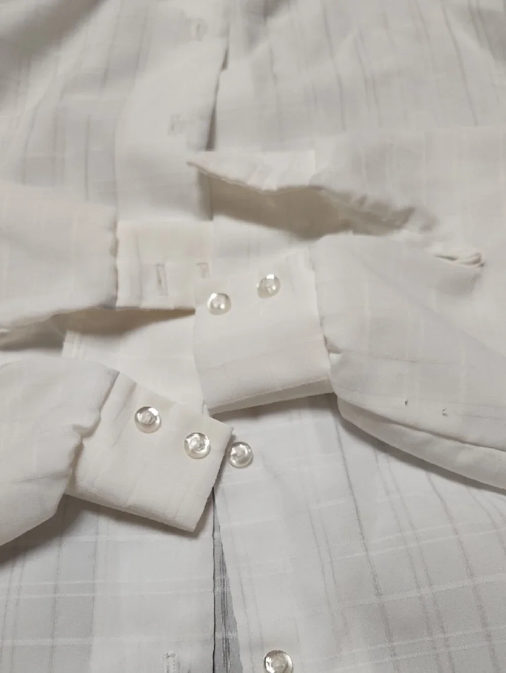Vintage Ruffled High-Neck White Button-Down Blouse - Picture 6 of 12